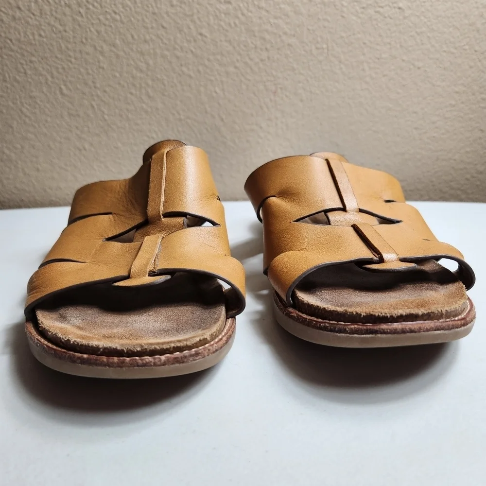 Sofft Womens |8| Luggage Tan Balin Leather Sandals Slides